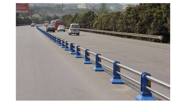 不銹鋼道路隔離護欄